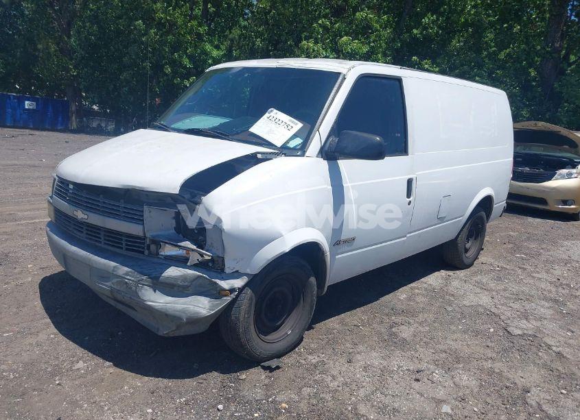 Photo 2 of 1997 Chevrolet Astro (VIN 1GCDM19W1VB228491)