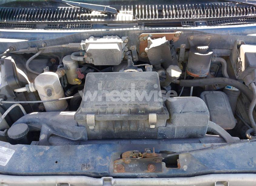 Photo 10 of 1998 Chevrolet Astro (VIN 1GCDM19W1WB194599)