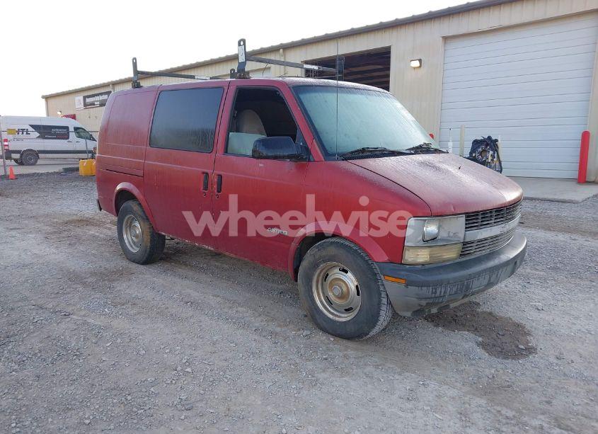 1999 Chevrolet Astro (VIN 1GCDM19W2XB127253) main photo
