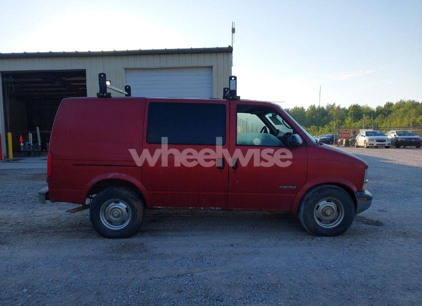 Photo 13 of 1999 Chevrolet Astro (VIN 1GCDM19W2XB127253)