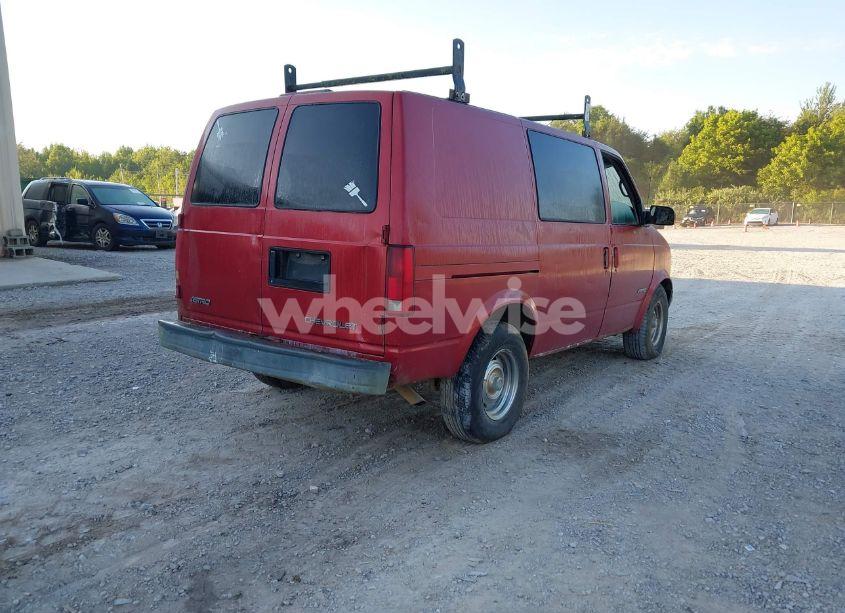 Photo 4 of 1999 Chevrolet Astro (VIN 1GCDM19W2XB127253)