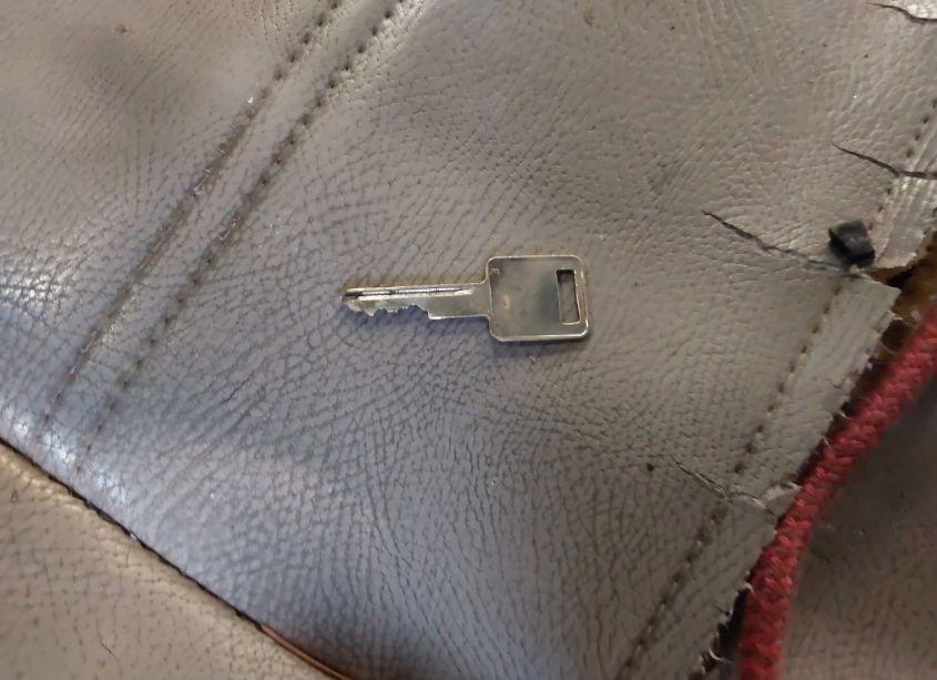 Photo 11 of 1995 Chevrolet Astro (VIN 1GCDM19W4SB157587)