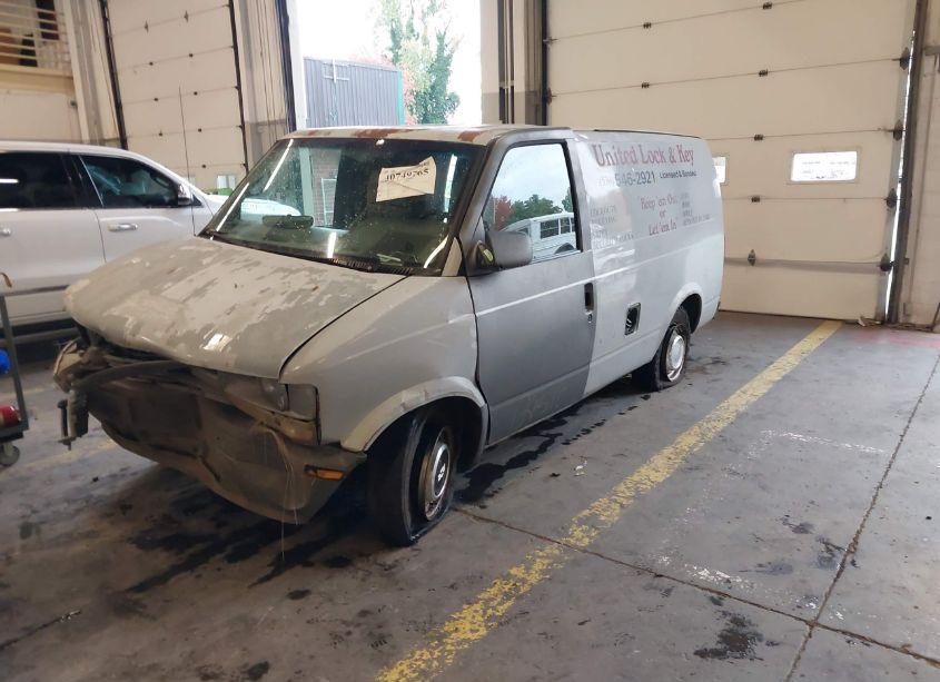 Photo 2 of 1995 Chevrolet Astro (VIN 1GCDM19W4SB157587)