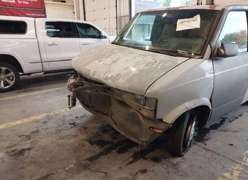 Photo 6 of 1995 Chevrolet Astro (VIN 1GCDM19W4SB157587)