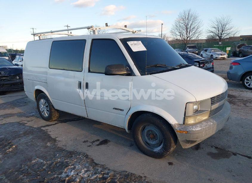 1996 Chevrolet Astro (VIN 1GCDM19W7TB122446) main photo