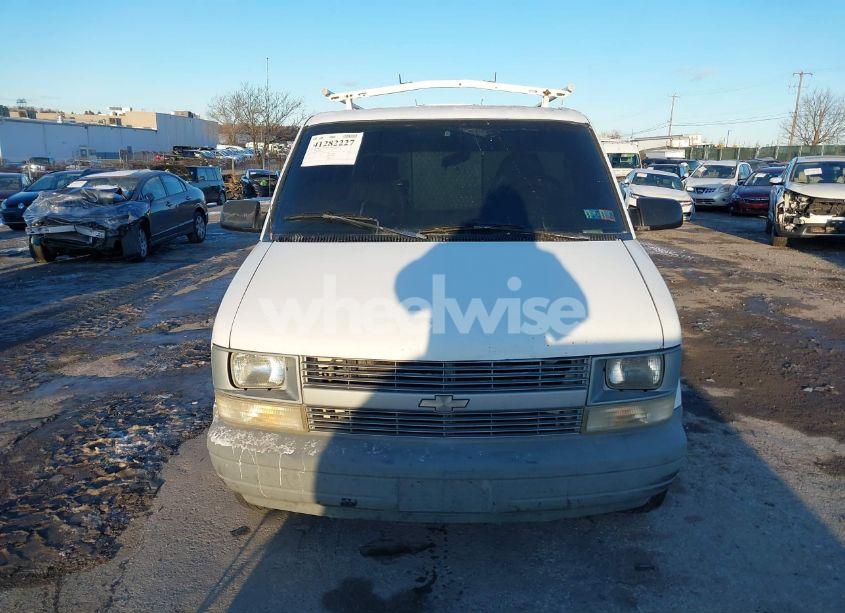 Photo 12 of 1996 Chevrolet Astro (VIN 1GCDM19W7TB122446)