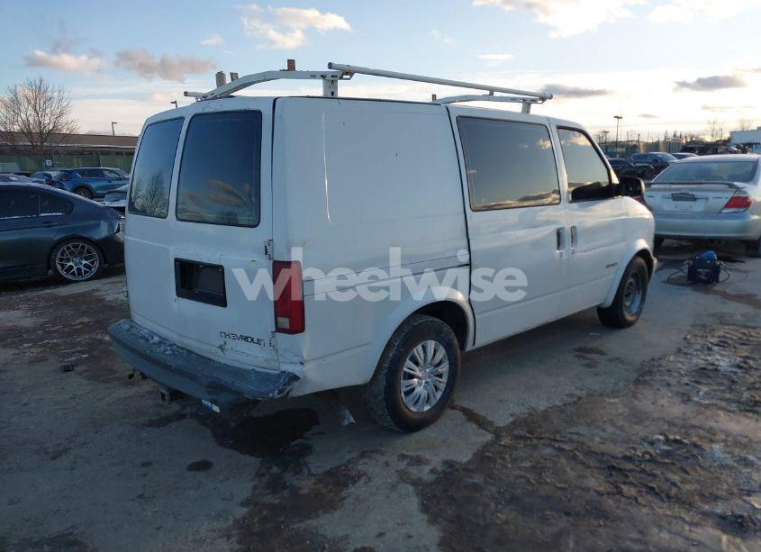 Photo 4 of 1996 Chevrolet Astro (VIN 1GCDM19W7TB122446)
