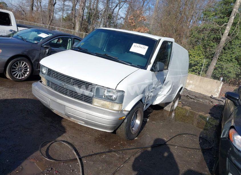 Photo 2 of 2000 Chevrolet Astro (VIN 1GCDM19W8YB126819)