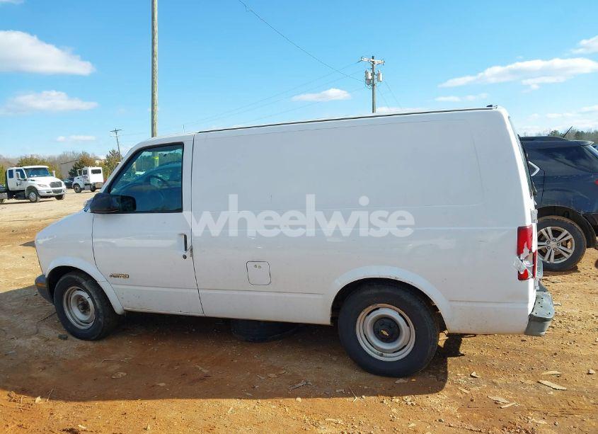 Photo 14 of 2000 Chevrolet Astro (VIN 1GCDM19W8YB190830)