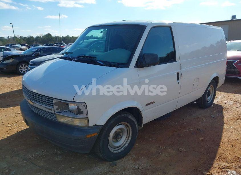 Photo 2 of 2000 Chevrolet Astro (VIN 1GCDM19W8YB190830)