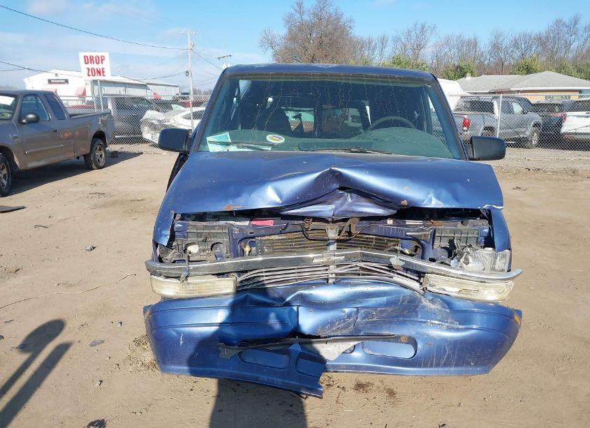 Photo 12 of 1997 Chevrolet Astro (VIN 1GCDM19WXVB131449)