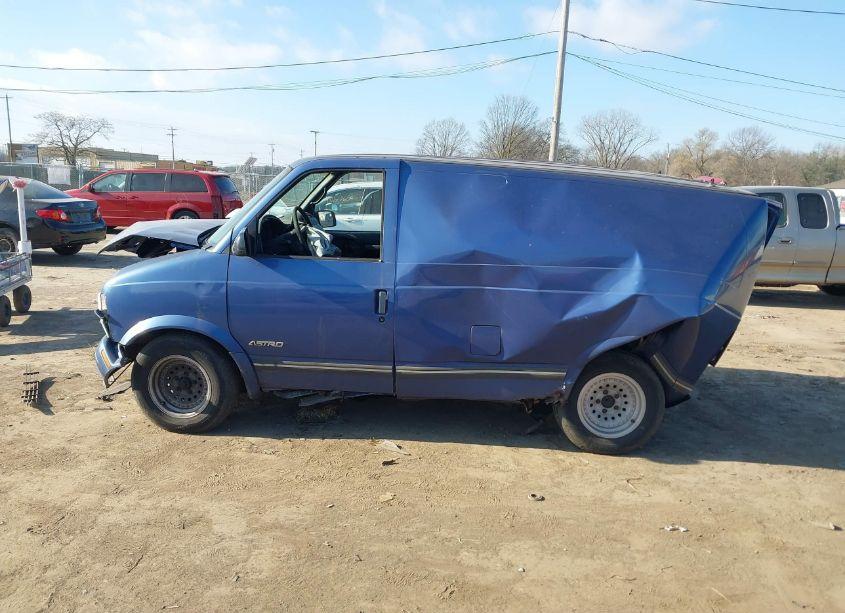 Photo 14 of 1997 Chevrolet Astro (VIN 1GCDM19WXVB131449)