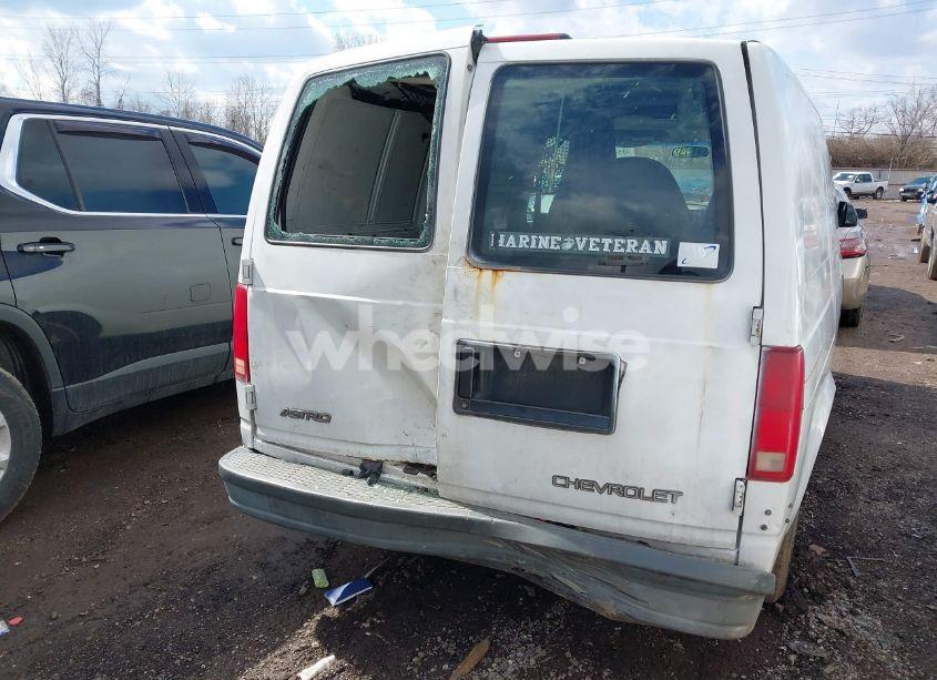 Photo 14 of 1998 Chevrolet Astro (VIN 1GCDM19WXWB139102)