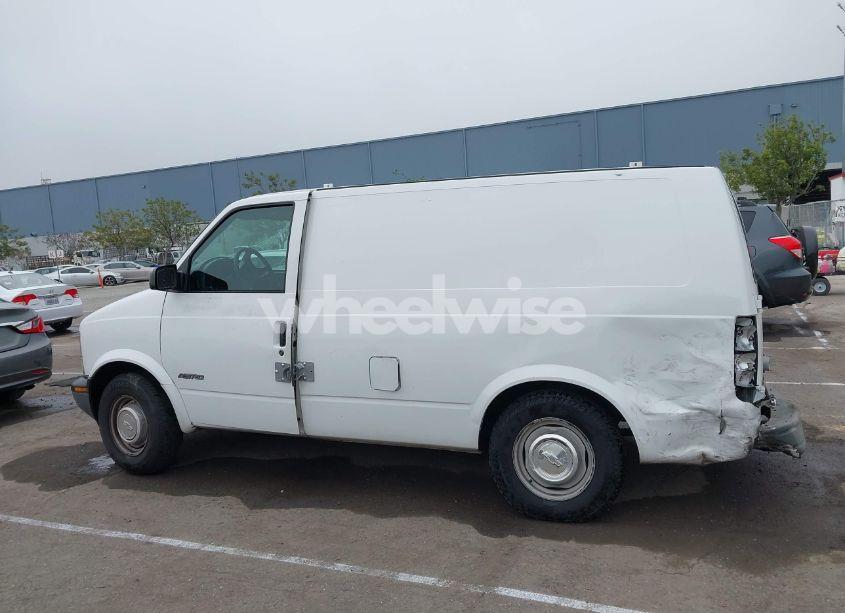Photo 15 of 1998 Chevrolet Astro (VIN 1GCDM19WXWB155185)