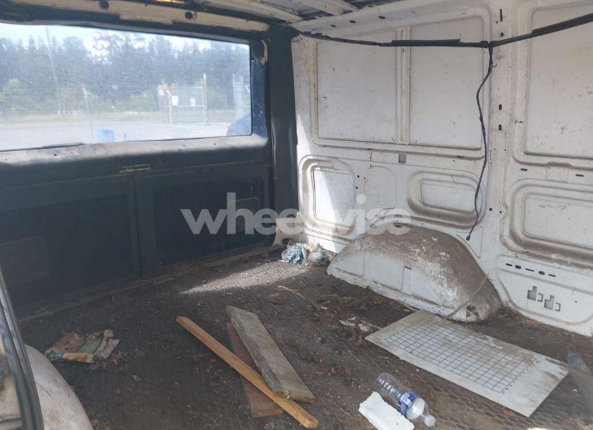 Photo 8 of 1998 Chevrolet Astro (VIN 1GCDM19WXWB192883)