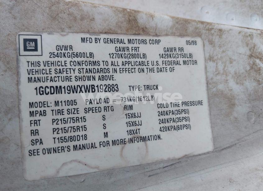 Photo 9 of 1998 Chevrolet Astro (VIN 1GCDM19WXWB192883)