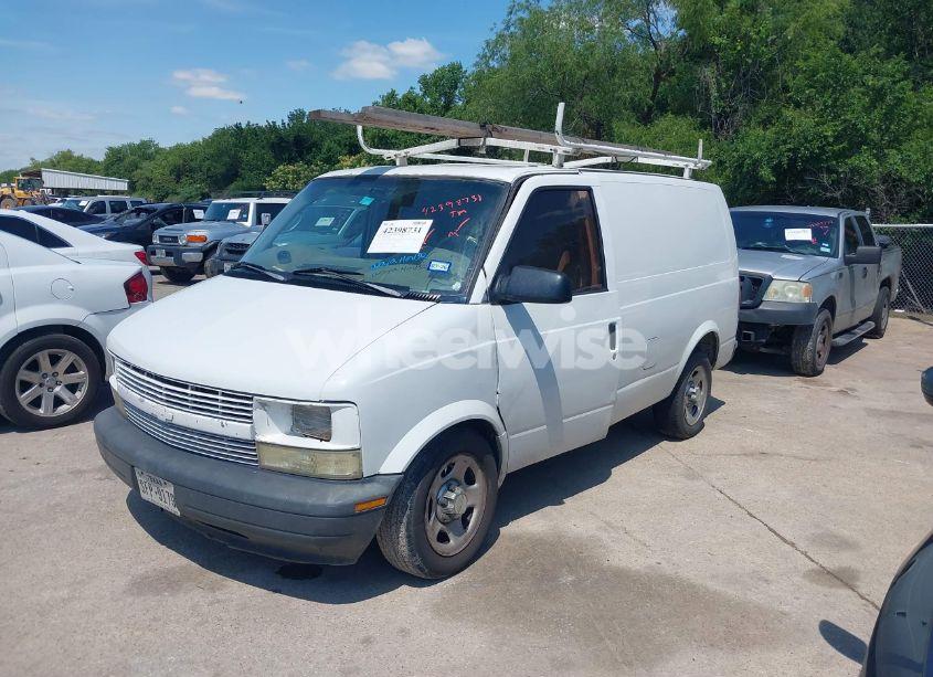 Photo 2 of 2003 Chevrolet Astro (VIN 1GCDM19X23B127854)