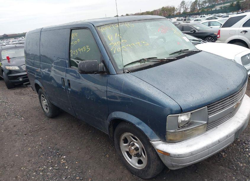 2004 Chevrolet Astro (VIN 1GCDM19X24B123952) main photo