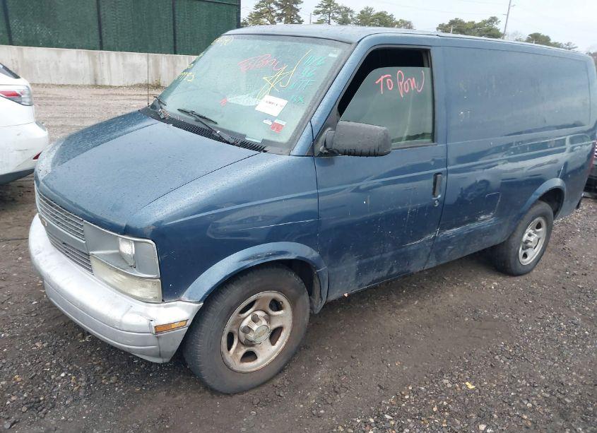 Photo 2 of 2004 Chevrolet Astro (VIN 1GCDM19X24B123952)