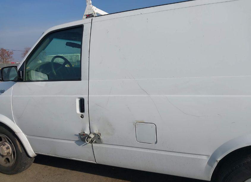 Photo 14 of 2005 Chevrolet Astro (VIN 1GCDM19X25B114296)