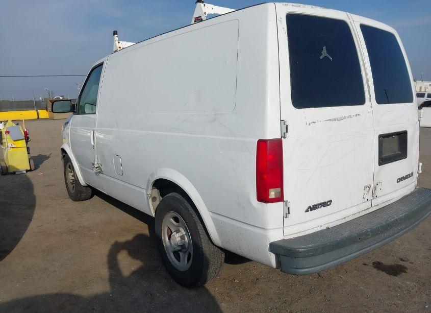 Photo 3 of 2005 Chevrolet Astro (VIN 1GCDM19X25B114296)