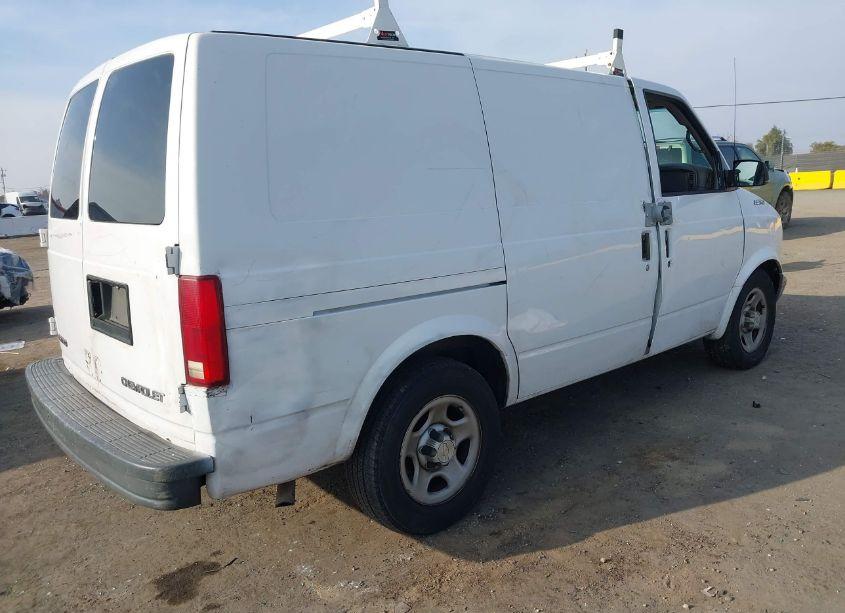 Photo 4 of 2005 Chevrolet Astro (VIN 1GCDM19X25B114296)