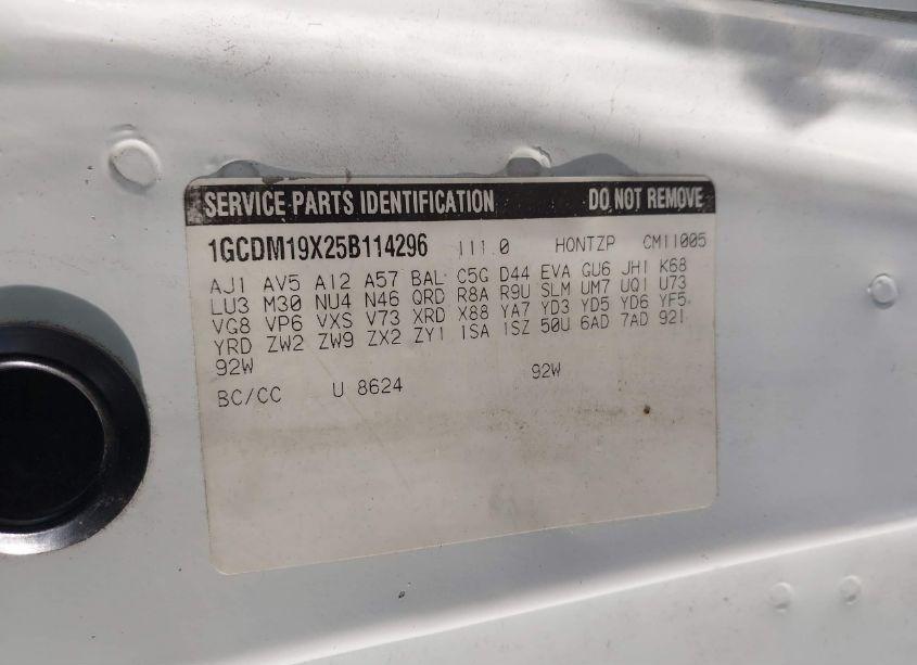Photo 9 of 2005 Chevrolet Astro (VIN 1GCDM19X25B114296)