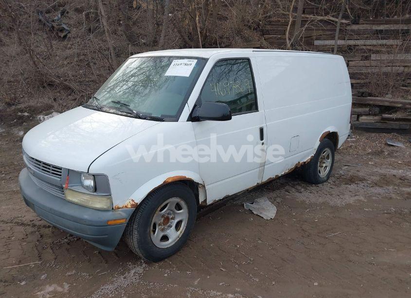 Photo 2 of 2003 Chevrolet Astro (VIN 1GCDM19X43B122767)