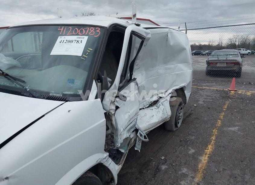 Photo 12 of 2004 Chevrolet Astro (VIN 1GCDM19X44B123208)