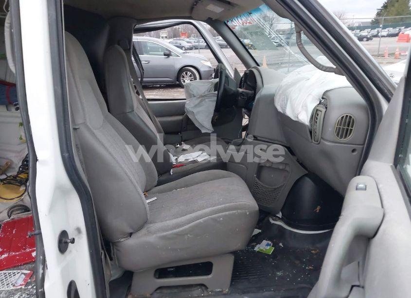 Photo 5 of 2004 Chevrolet Astro (VIN 1GCDM19X44B123208)