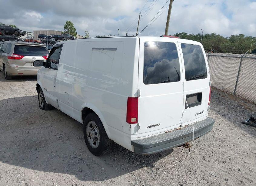 Photo 3 of 2004 Chevrolet Astro (VIN 1GCDM19X54B128451)