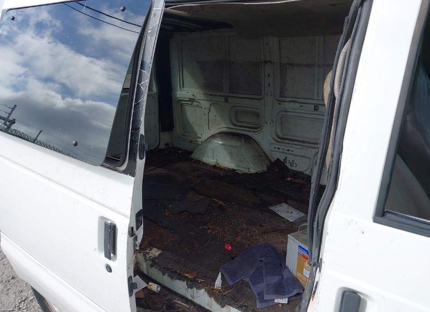 Photo 8 of 2004 Chevrolet Astro (VIN 1GCDM19X54B128451)