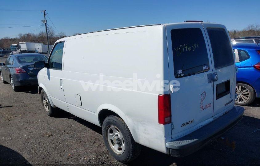 Photo 3 of 2004 Chevrolet Astro (VIN 1GCDM19X74B102658)
