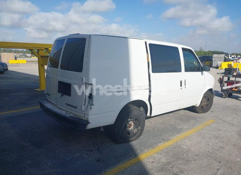 Photo 4 of 2003 Chevrolet Astro (VIN 1GCDM19X83B114476)