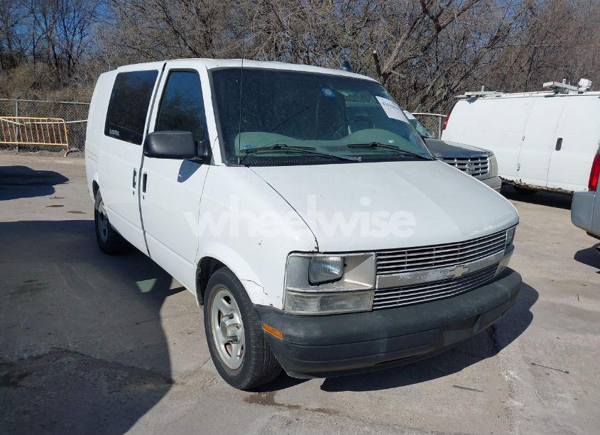 2004 Chevrolet Astro (VIN 1GCDM19X84B114706) main photo