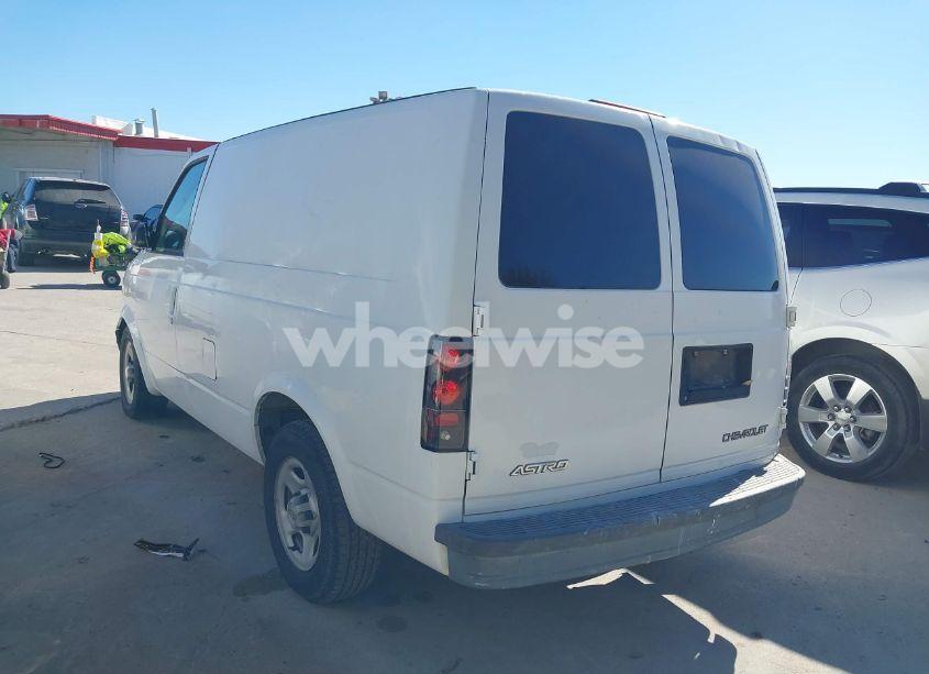 Photo 3 of 2004 Chevrolet Astro (VIN 1GCDM19X84B114706)