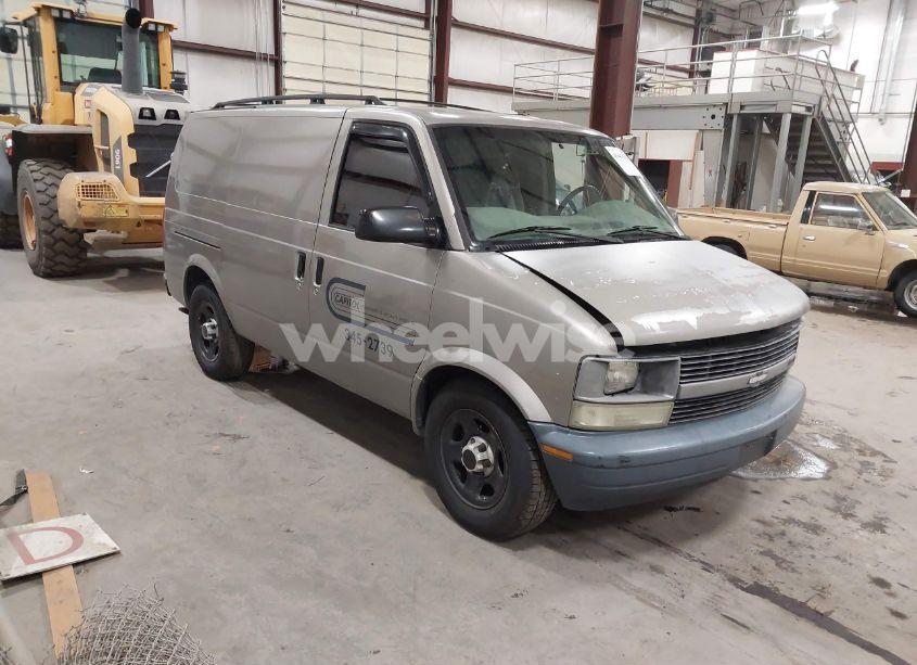 2005 Chevrolet Astro (VIN 1GCDM19X95B124050) main photo