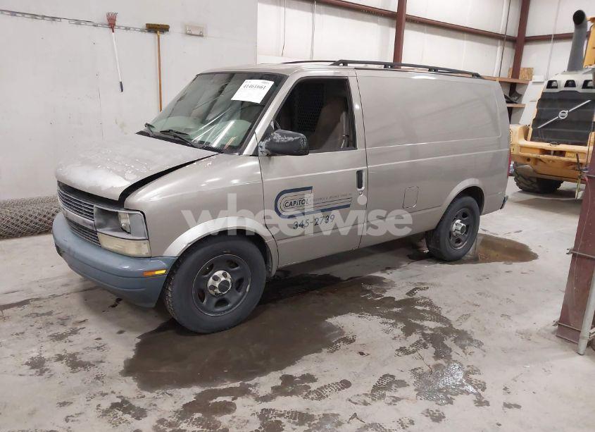 Photo 2 of 2005 Chevrolet Astro (VIN 1GCDM19X95B124050)