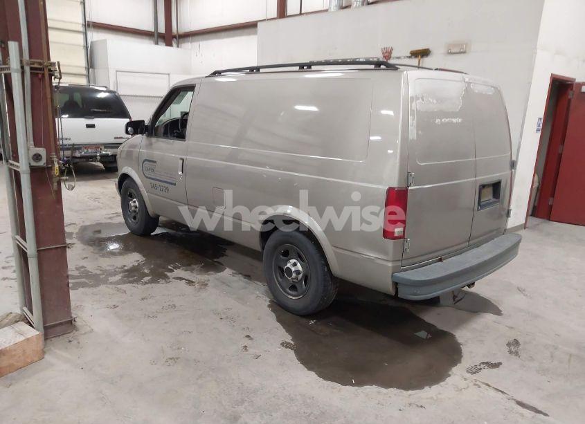 Photo 3 of 2005 Chevrolet Astro (VIN 1GCDM19X95B124050)