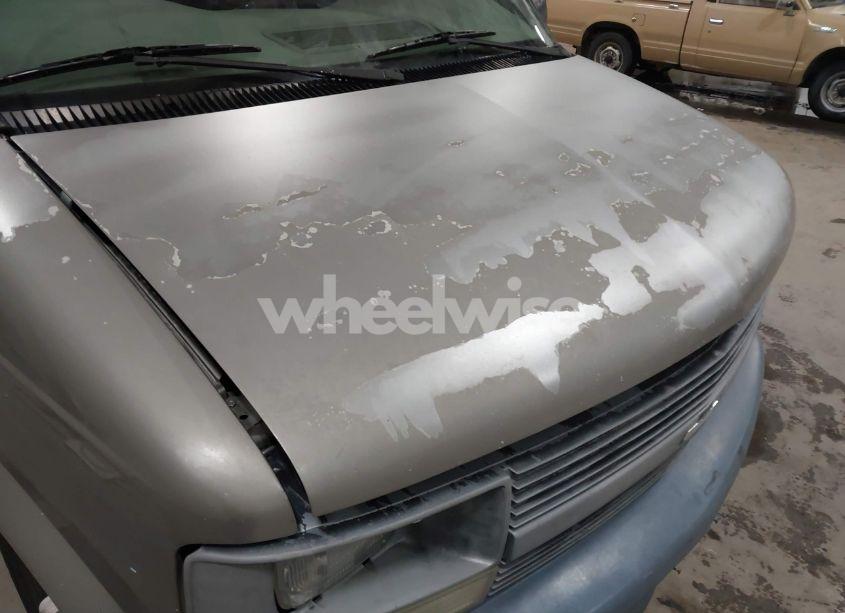 Photo 6 of 2005 Chevrolet Astro (VIN 1GCDM19X95B124050)