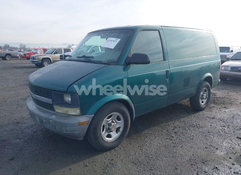 Photo 2 of 2004 Chevrolet Astro (VIN 1GCDM19XX4B112360)