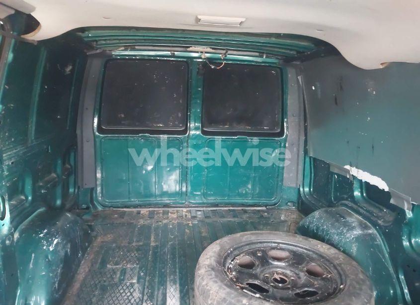 Photo 8 of 2004 Chevrolet Astro (VIN 1GCDM19XX4B112360)