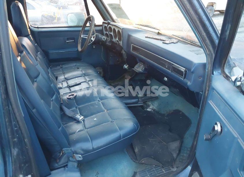 Photo 5 of 1987 Chevrolet R10 (VIN 1GCDR14H5HF408581)