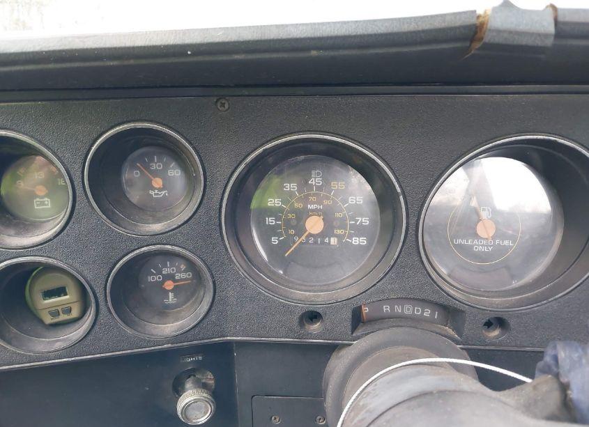 Photo 7 of 1987 Chevrolet R10 (VIN 1GCDR14H5HJ172270)