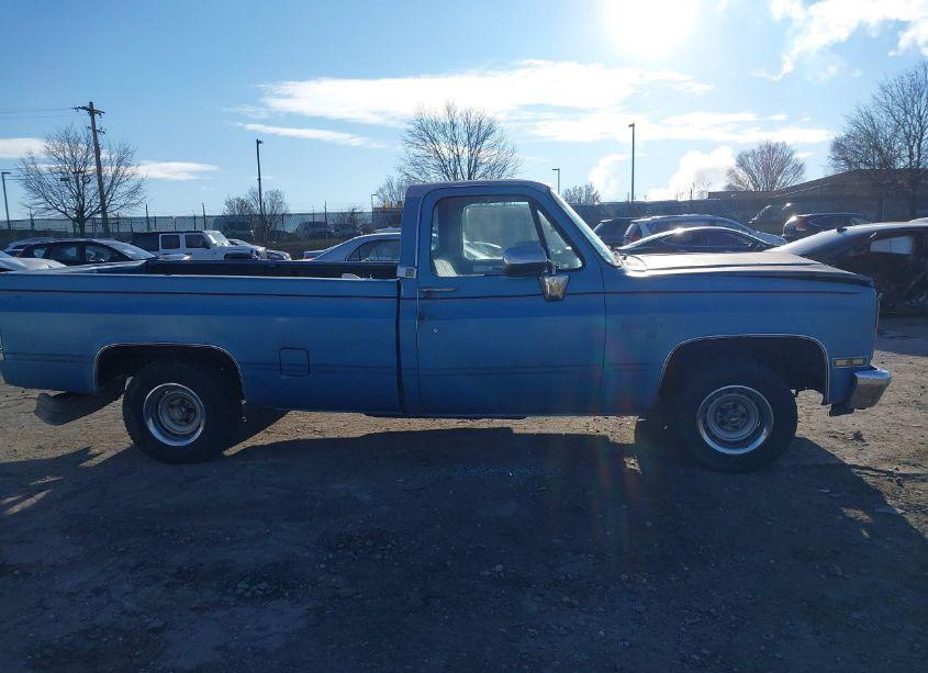 Photo 13 of 1987 Chevrolet R10 (VIN 1GCDR14H6HF346558)