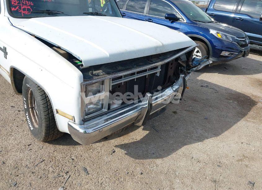 Photo 12 of 1987 Chevrolet R10 (VIN 1GCDR14H9HJ105025)