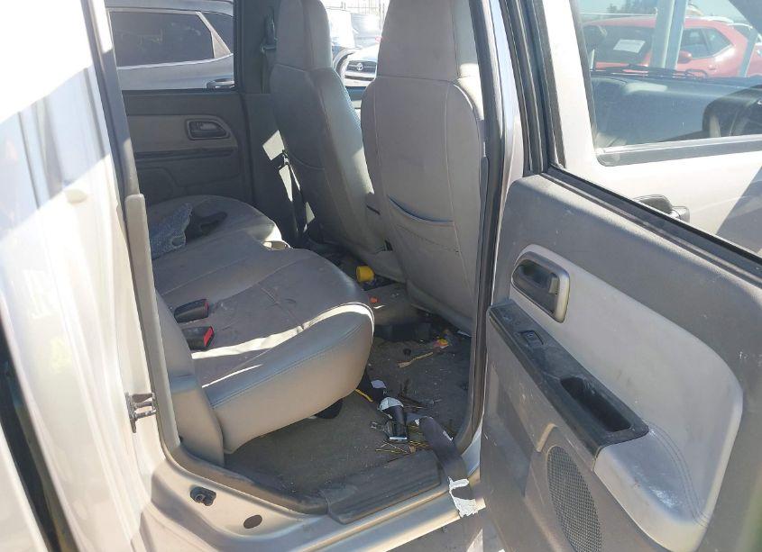 Photo 8 of 2004 Chevrolet Colorado LS (VIN 1GCDS136048201454)