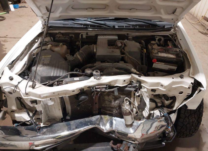 Photo 10 of 2005 Chevrolet Colorado LS (VIN 1GCDS136058105082)