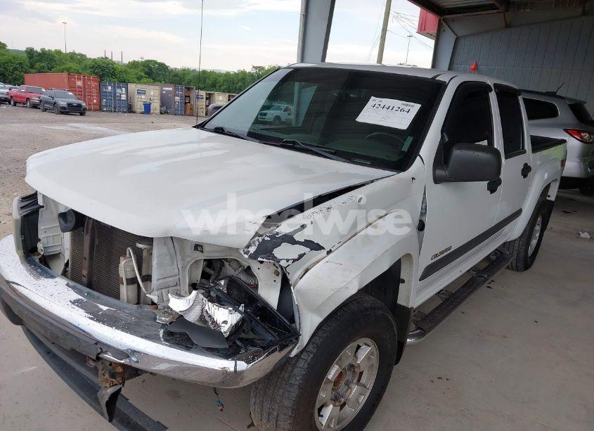 Photo 2 of 2005 Chevrolet Colorado LS (VIN 1GCDS136158210598)