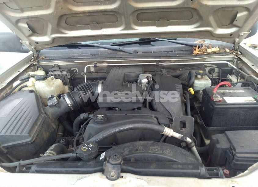 Photo 10 of 2005 Chevrolet Colorado LS (VIN 1GCDS136558247380)